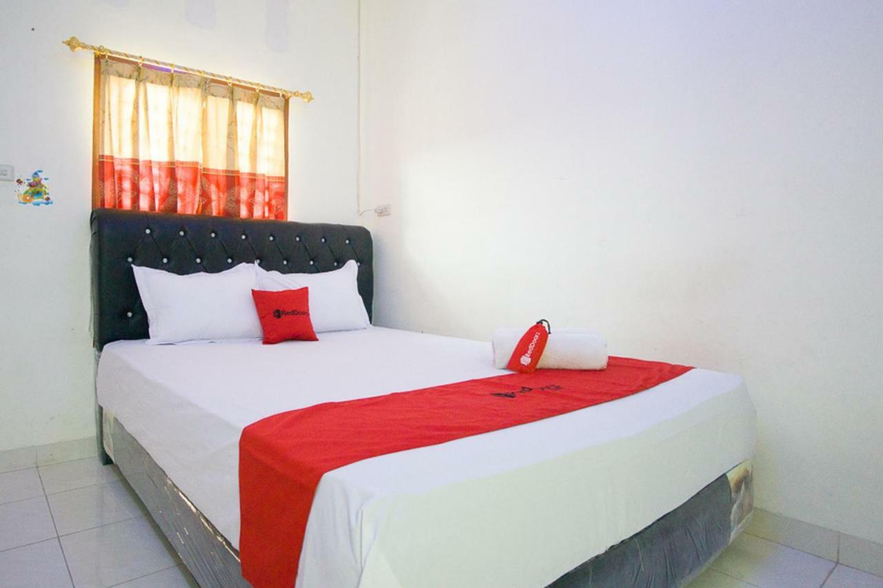 Hotel Reddoorz @ Pematangsiantar 2 Extérieur photo