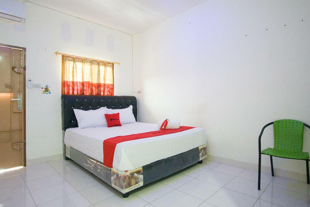 Hotel Reddoorz @ Pematangsiantar 2 Extérieur photo